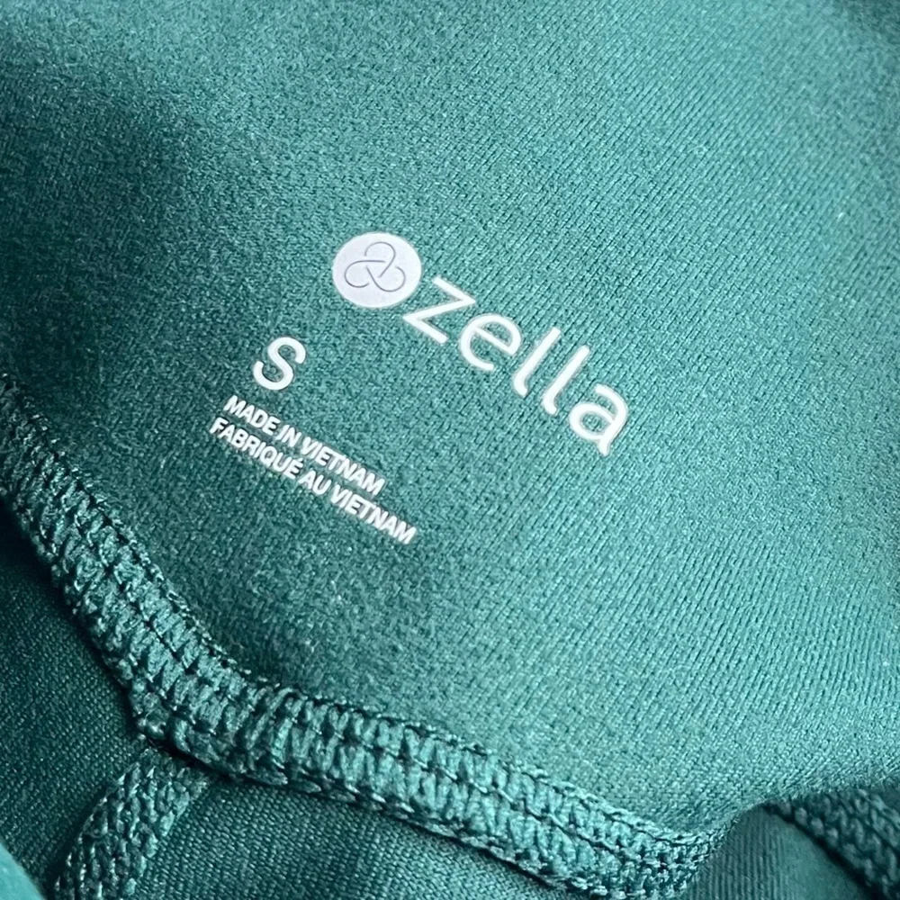 Zella • Teal Athletic Stretchy Leggings